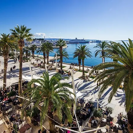 Luxury Riva With A Magnificient View Appartamento Spalato